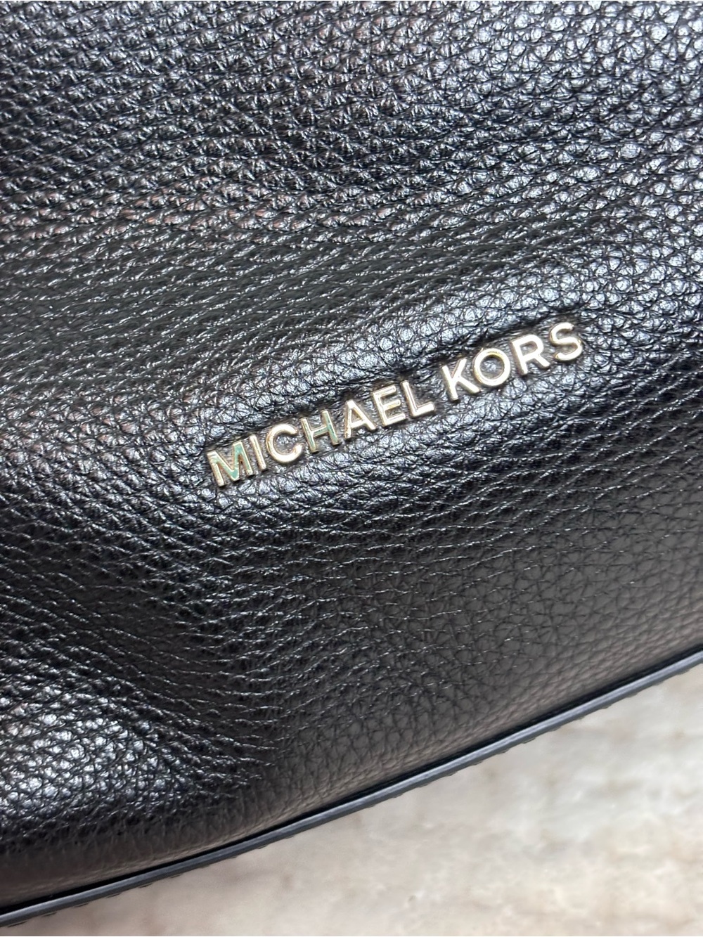 Michael Kors Black Pebbled Leather Hobo Shoulder Bag with Gold Hardware - Picture 7 of 16
